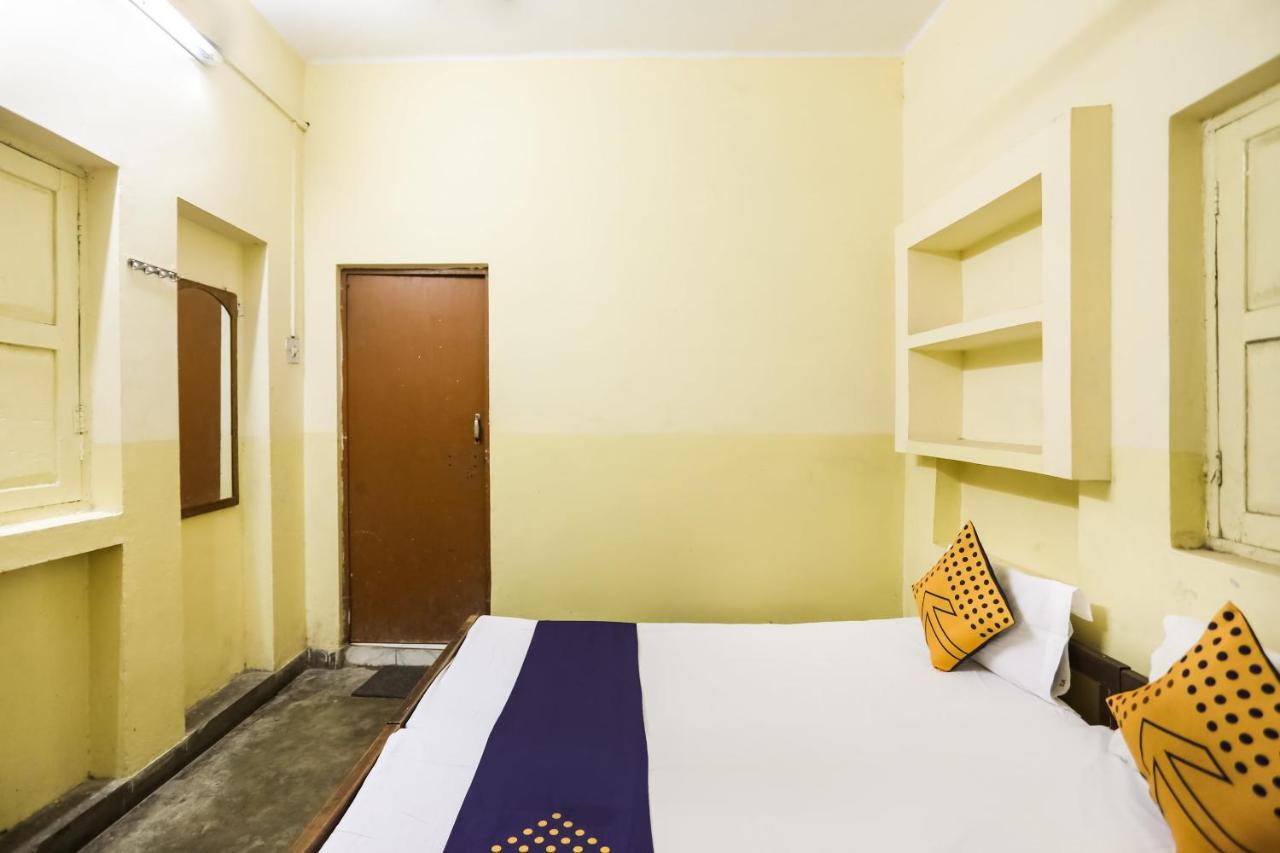 Spot On 64751 Hotel Shivani Palace Muthiganj Exterior foto
