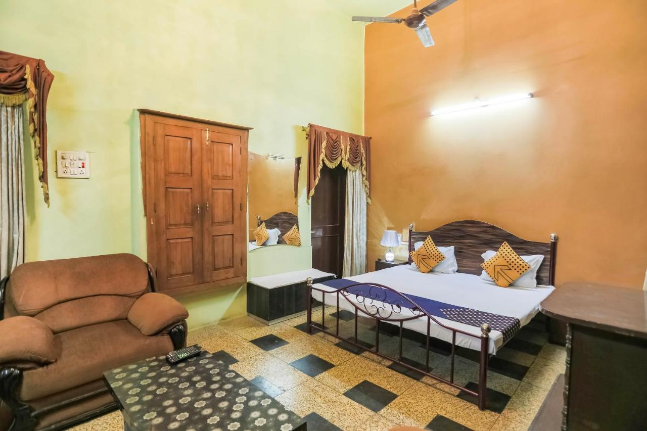 Spot On 64751 Hotel Shivani Palace Muthiganj Exterior foto